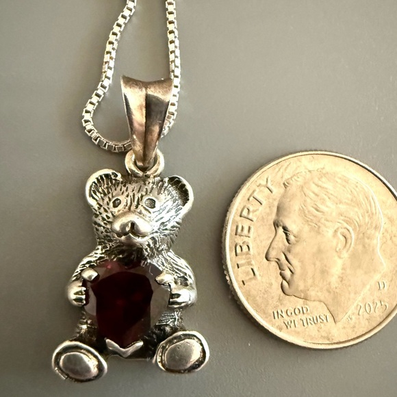 Sterling Silver Garnet Bear Heart Pendant Necklace Vintage 925 - Picture 2 of 5